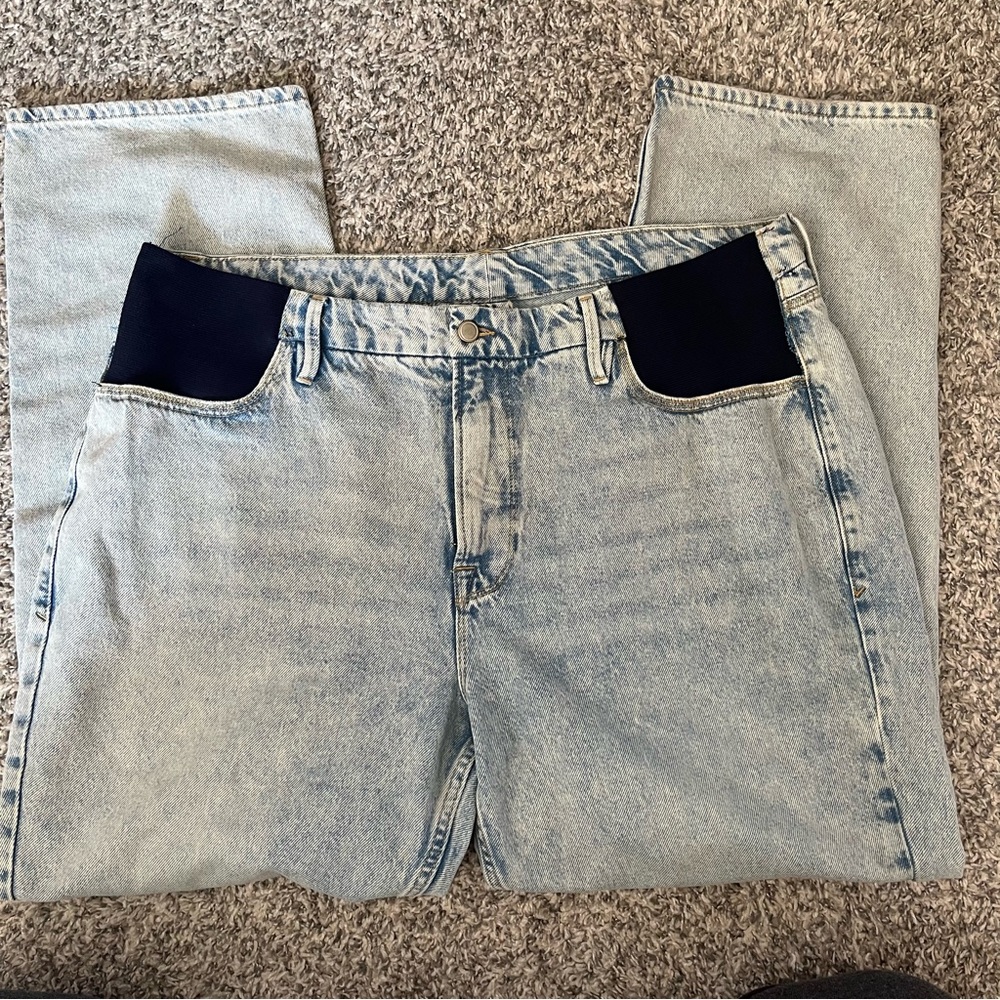 Good American maternity jean